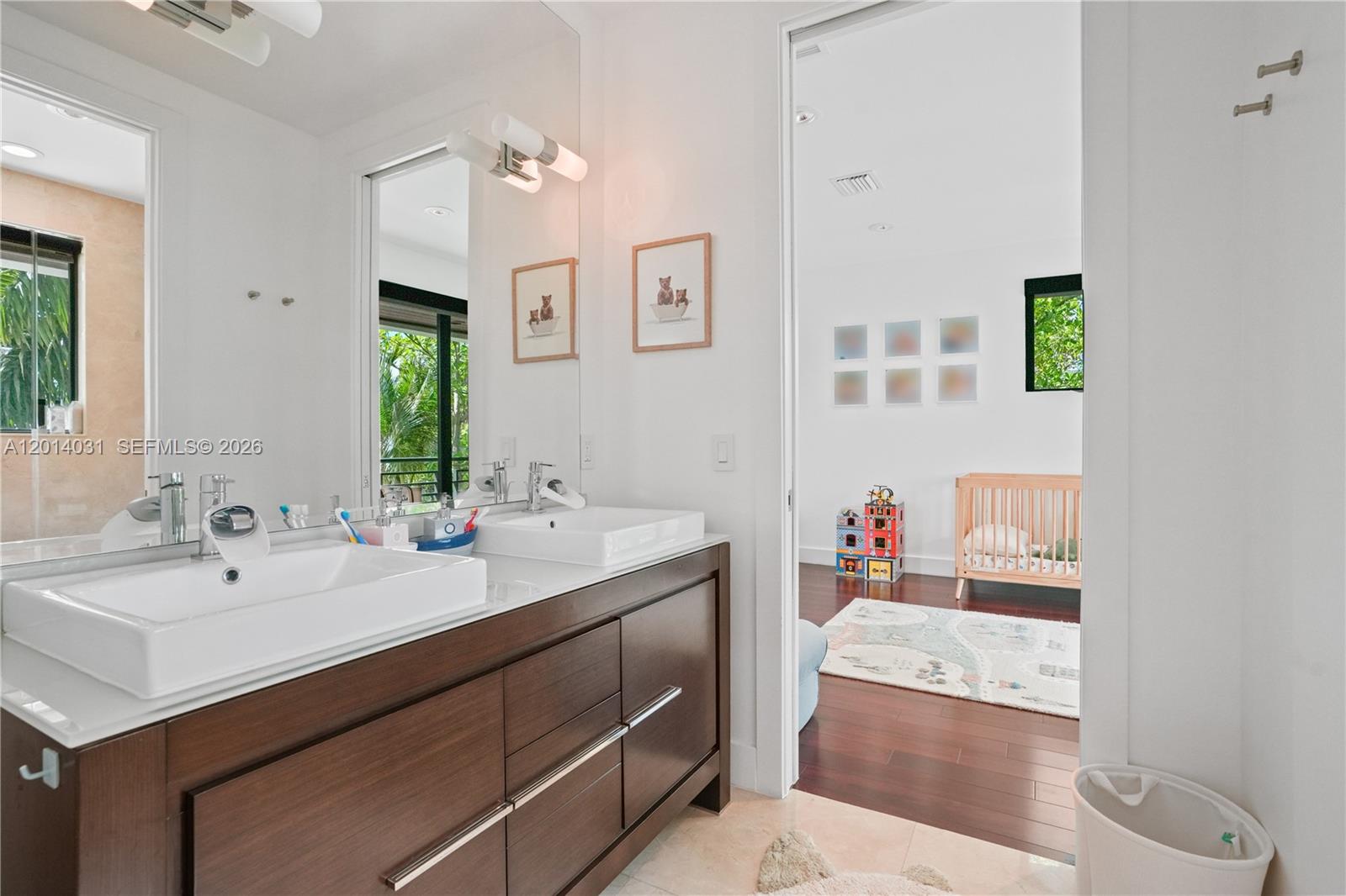 762 Fernwood Rd Key Biscayne, FL 33149
