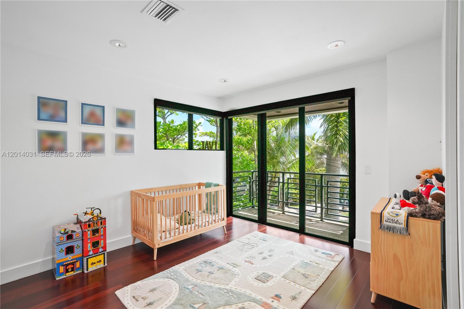 762 Fernwood Rd Key Biscayne, FL 33149