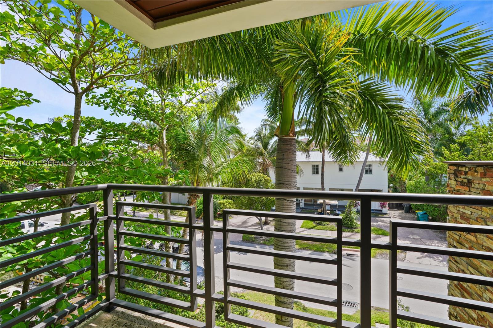 762 Fernwood Rd Key Biscayne, FL 33149