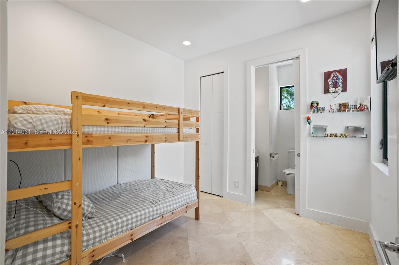762 Fernwood Rd Key Biscayne, FL 33149