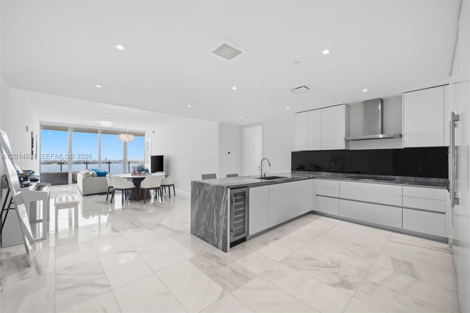 700 NE 26th Ter #2803 Miami, FL 33137