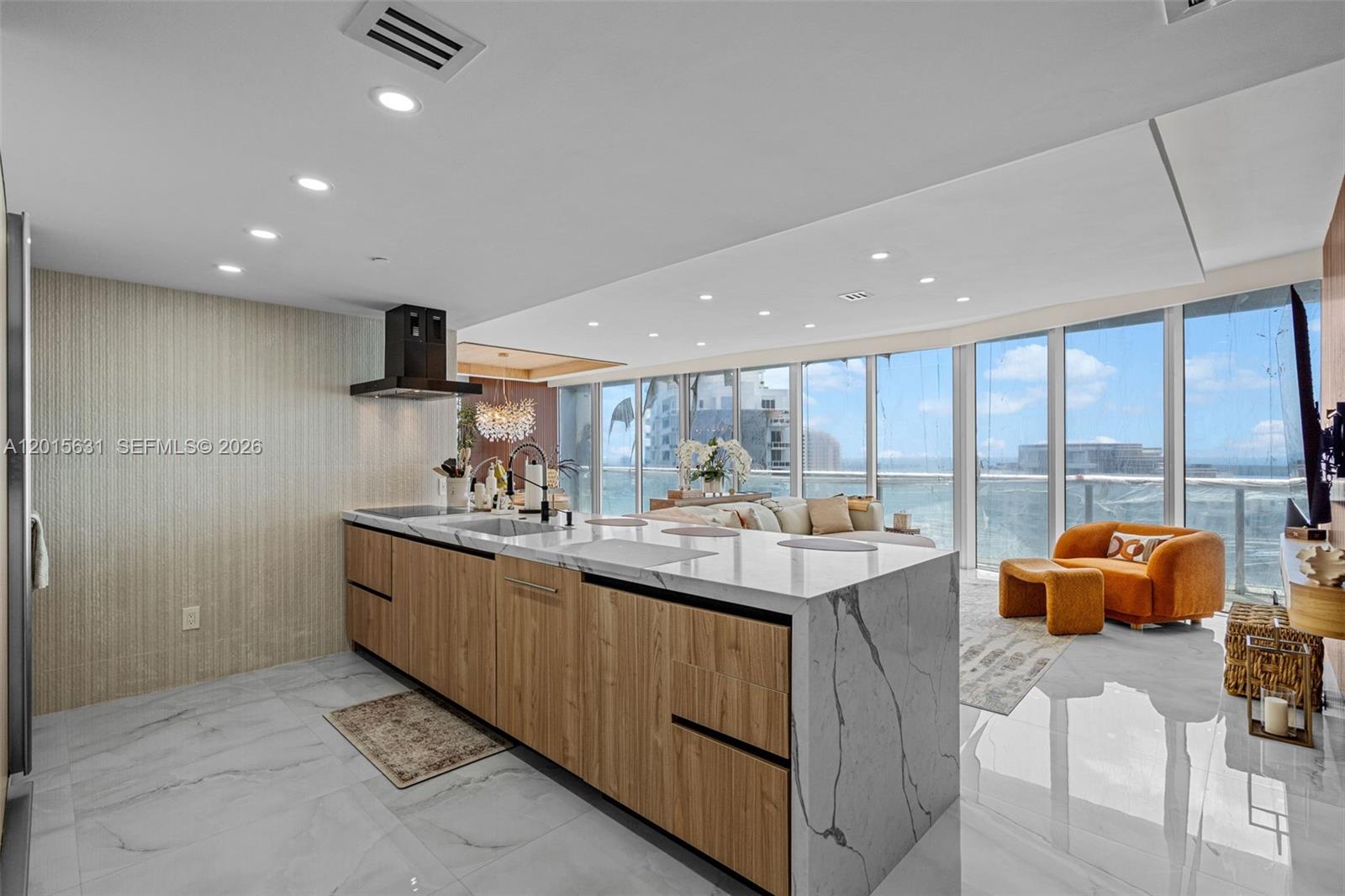 465 Brickell Ave #3301 Miami, FL 33131