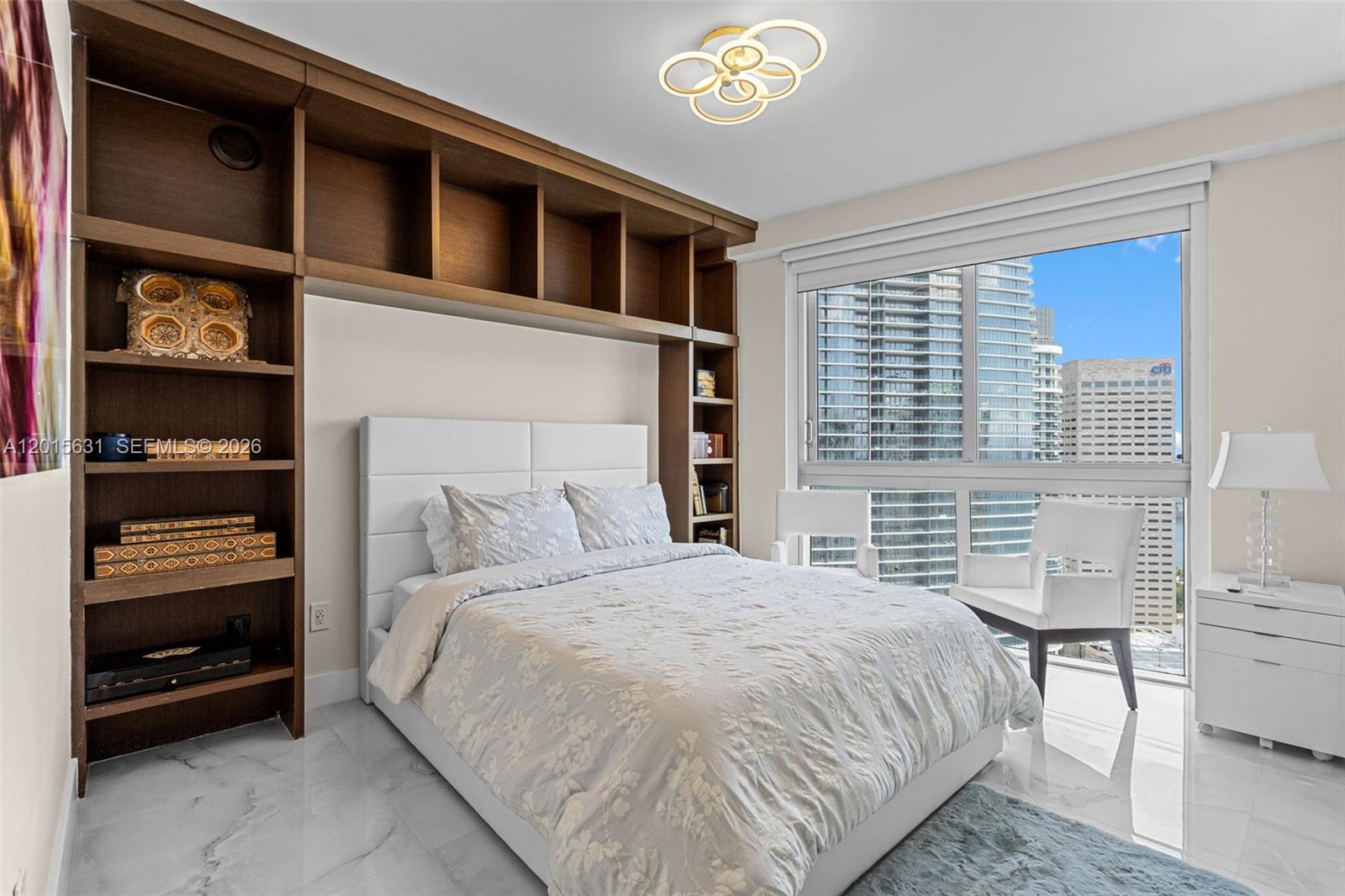465 Brickell Ave #3301 Miami, FL 33131
