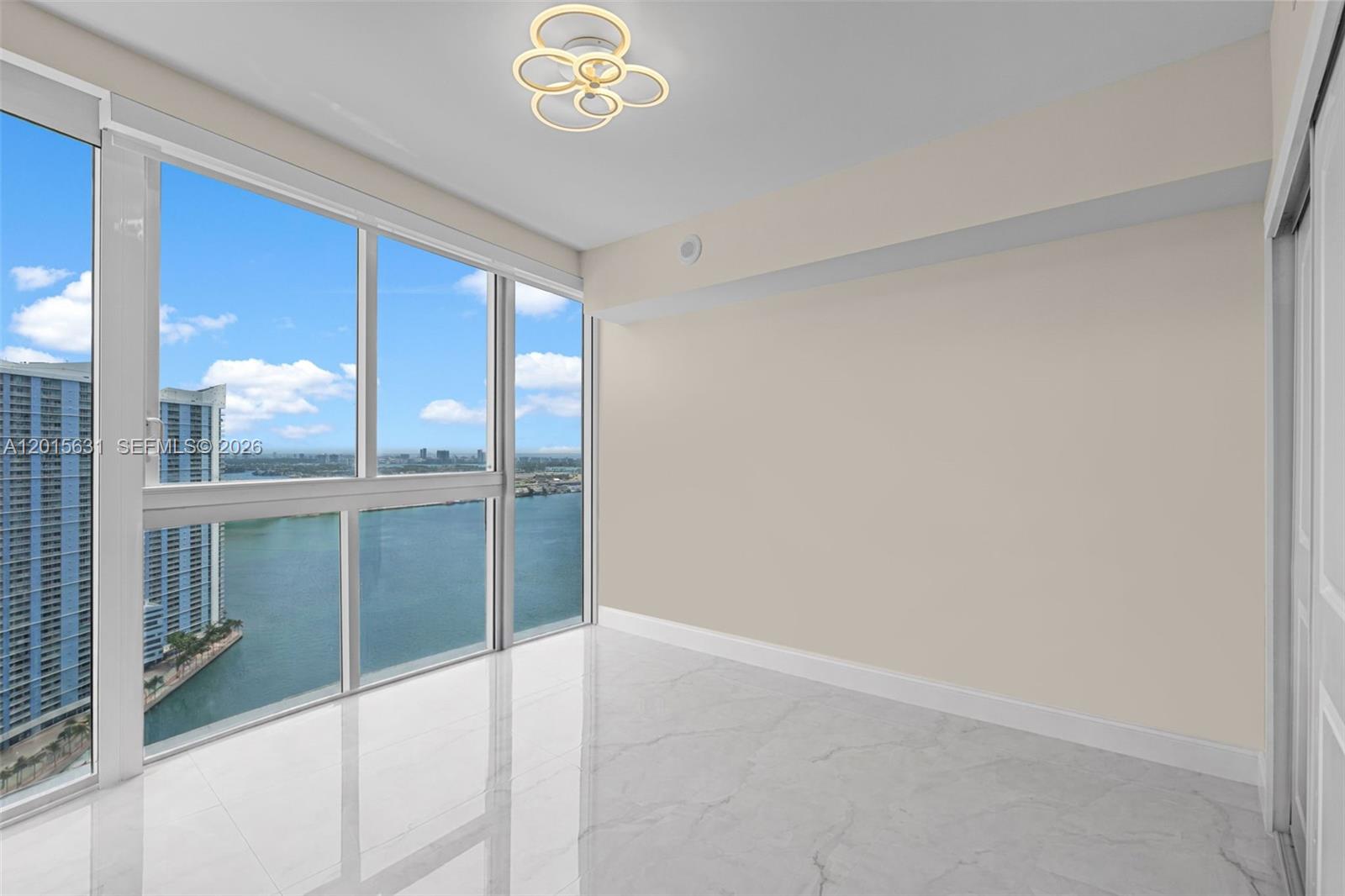 465 Brickell Ave #3301 Miami, FL 33131