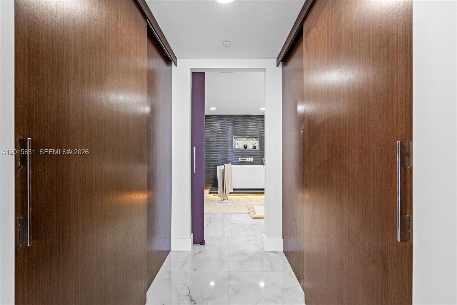 465 Brickell Ave #3301 Miami, FL 33131