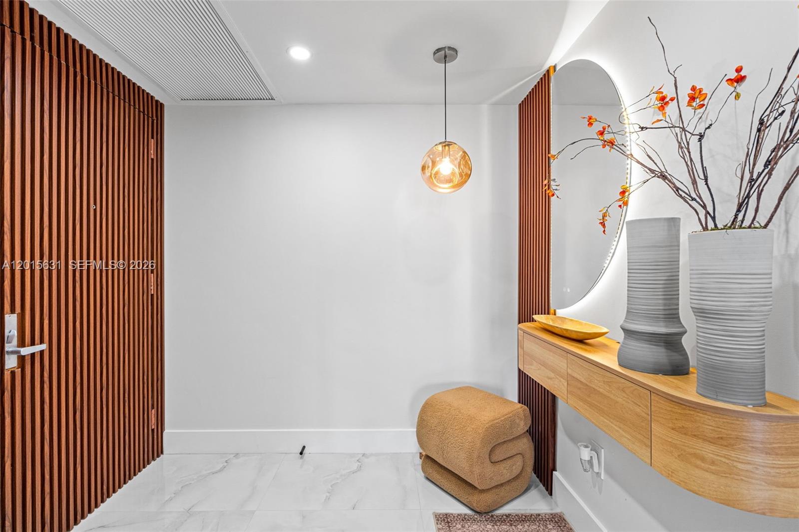 465 Brickell Ave #3301 Miami, FL 33131