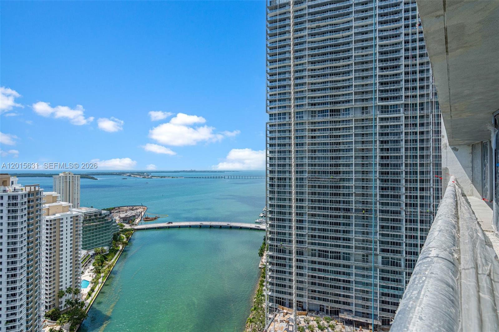465 Brickell Ave #3301 Miami, FL 33131