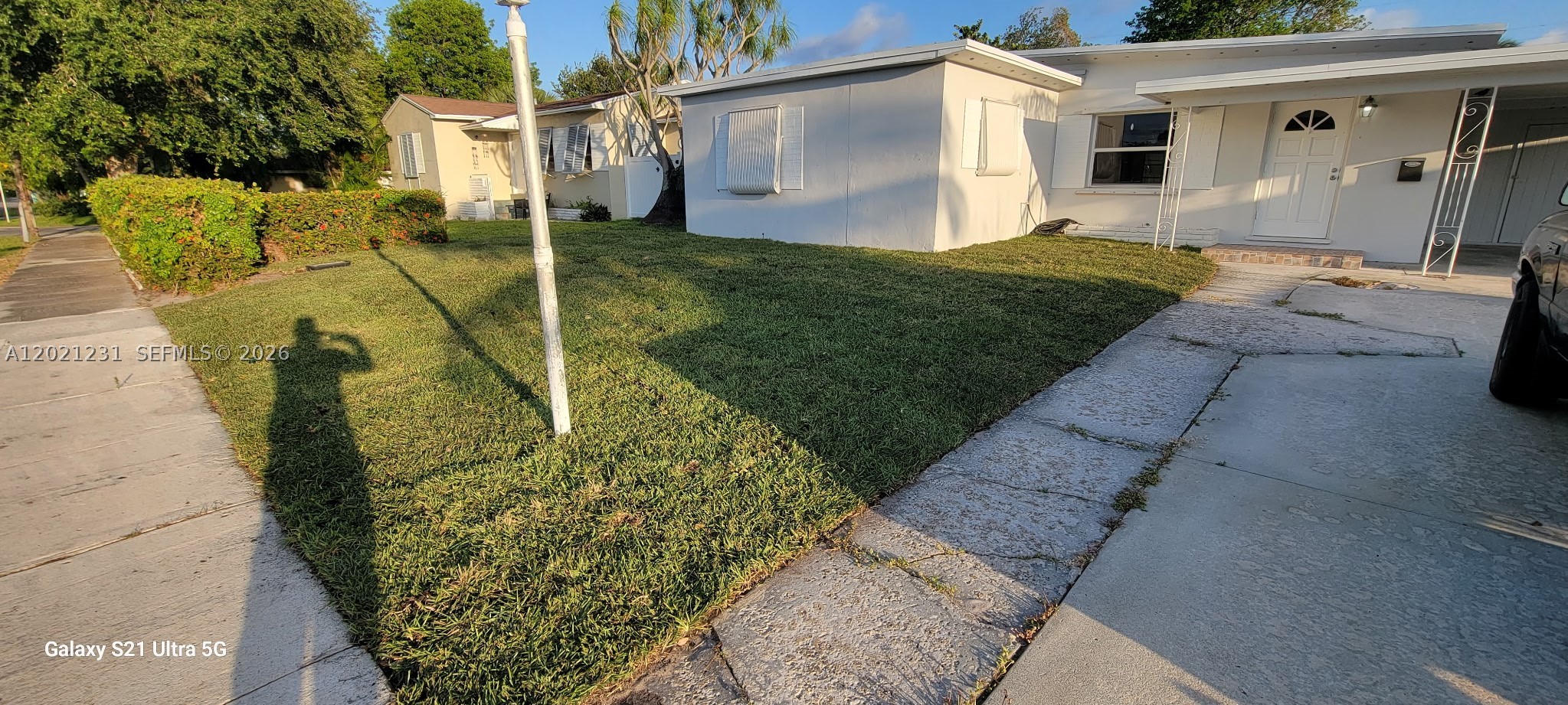 142 SE 4th Ave
