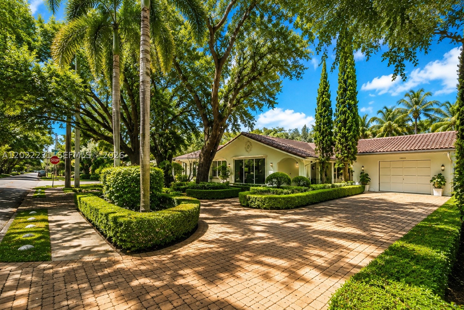 7980 SW 52nd Ave Miami, FL 33143