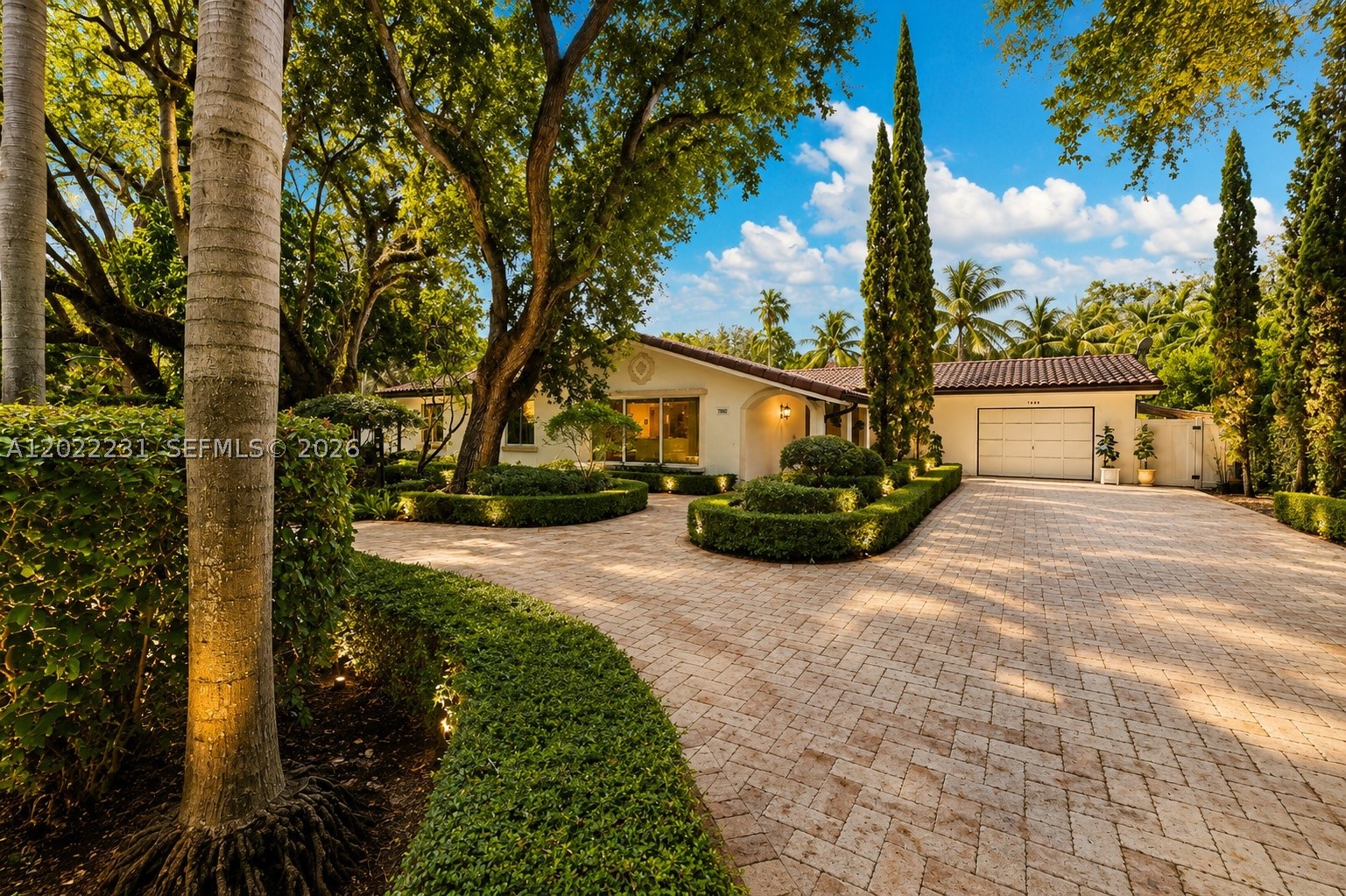 7980 SW 52nd Ave Miami, FL 33143