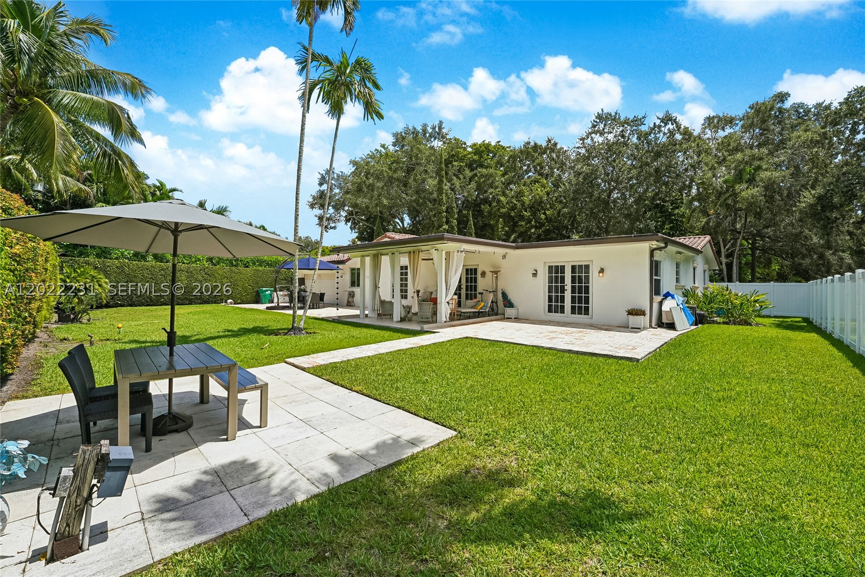7980 SW 52nd Ave Miami, FL 33143