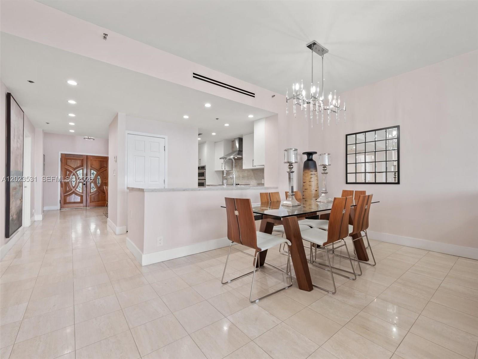 2425 Fisher Is Dr #5205 Miami Beach, FL 33109
