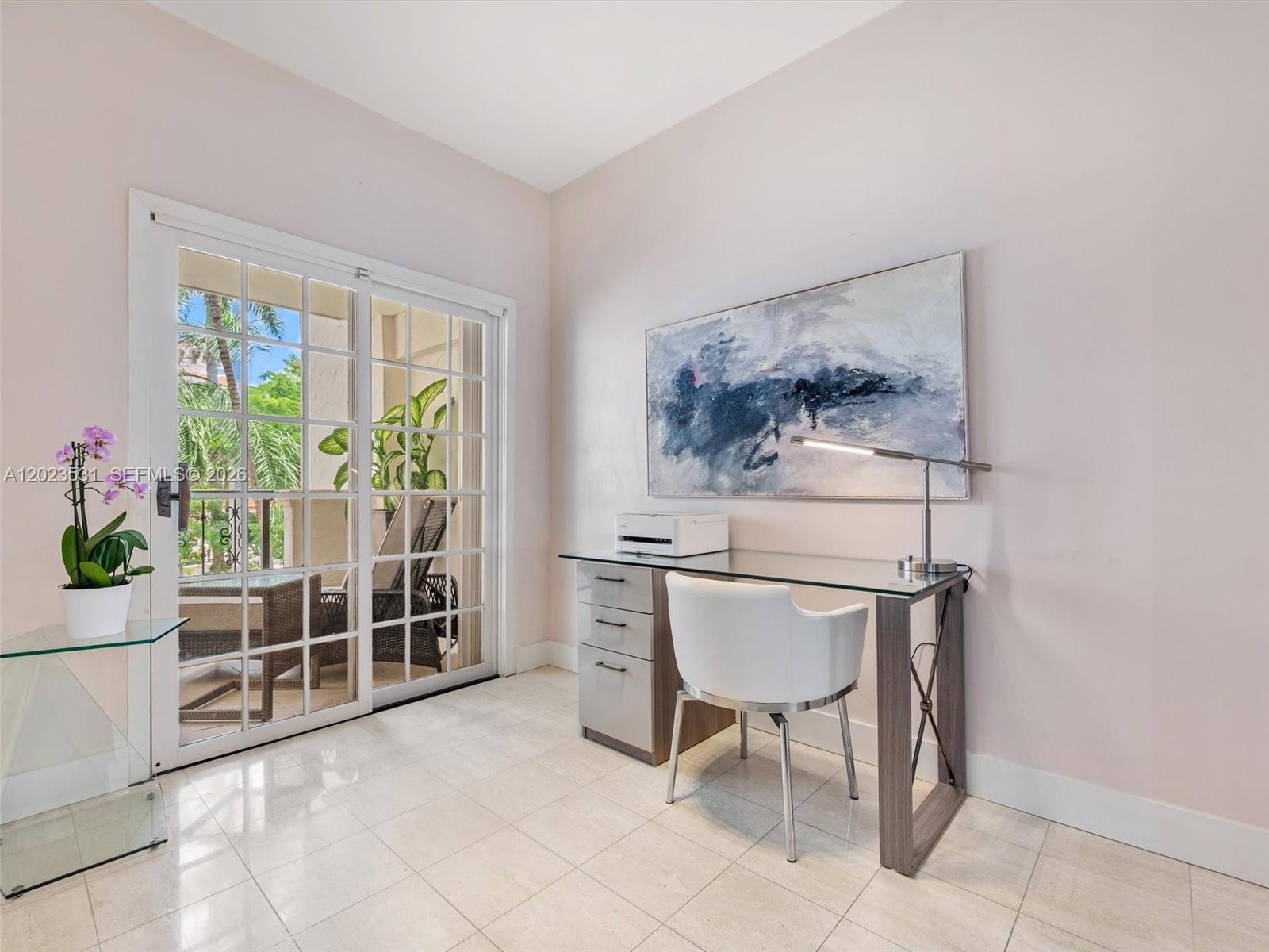 2425 Fisher Is Dr #5205 Miami Beach, FL 33109