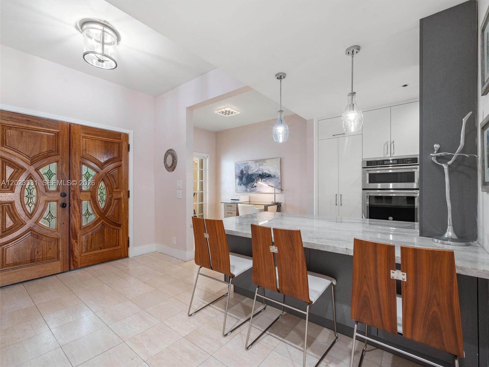2425 Fisher Is Dr #5205 Miami Beach, FL 33109