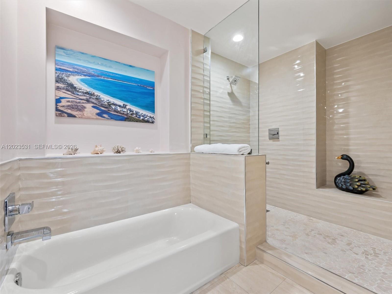 2425 Fisher Is Dr #5205 Miami Beach, FL 33109
