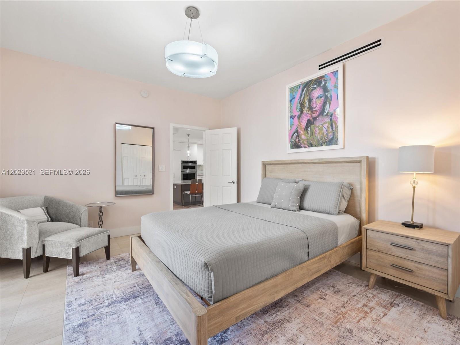 2425 Fisher Is Dr #5205 Miami Beach, FL 33109