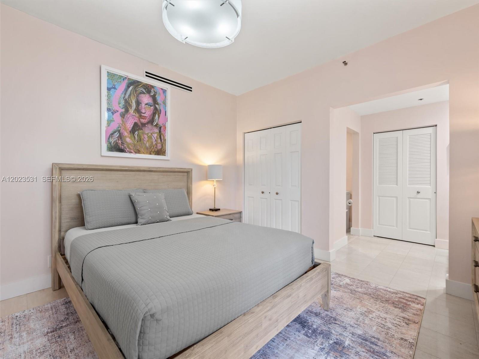 2425 Fisher Is Dr #5205 Miami Beach, FL 33109