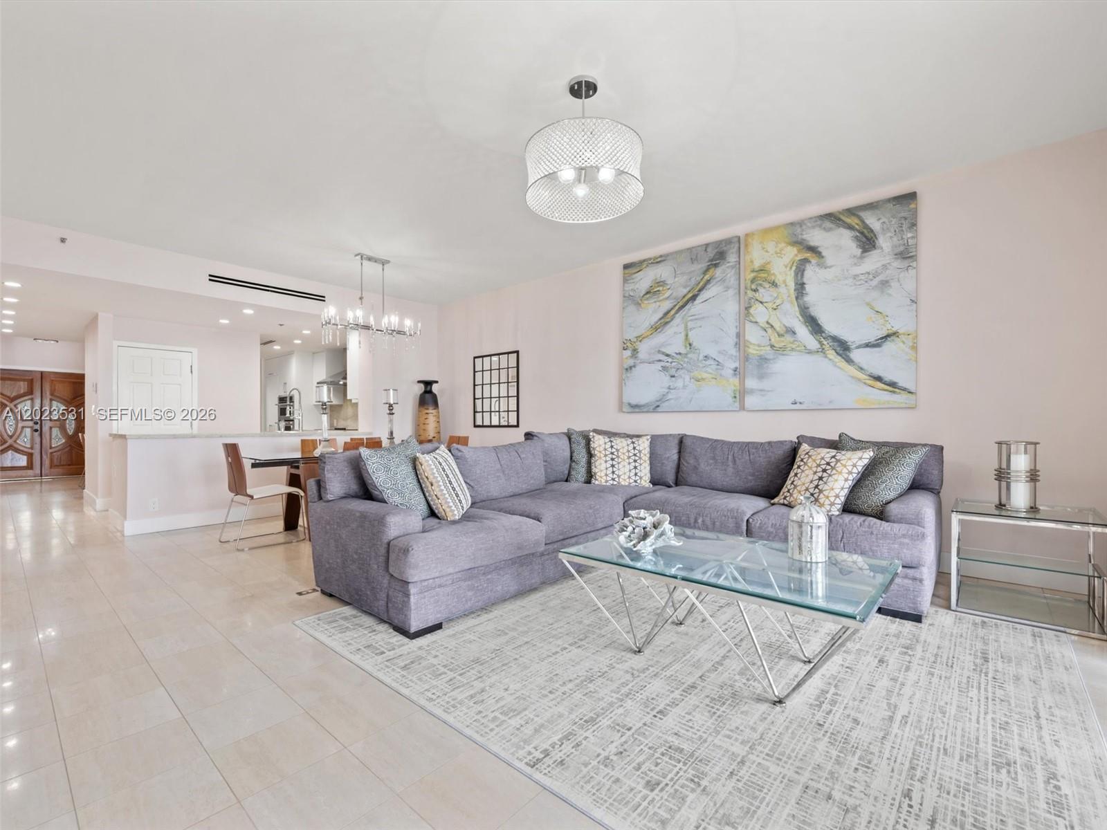 2425 Fisher Is Dr #5205 Miami Beach, FL 33109