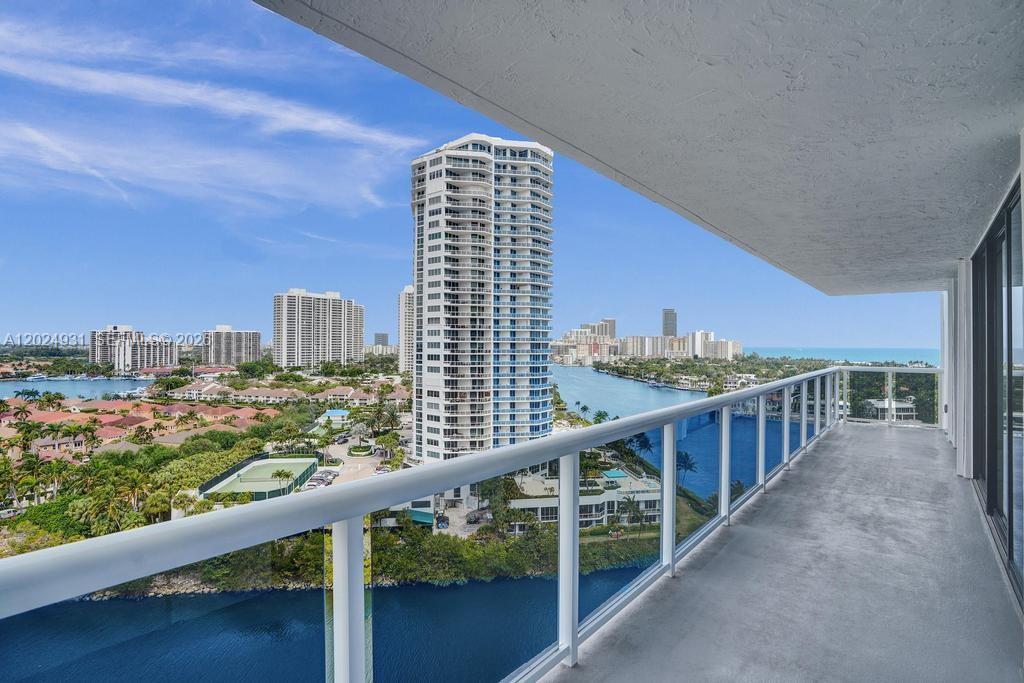 20515 E Country Clb Dr #1641