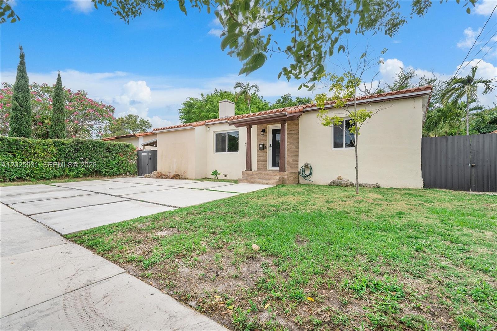 3951 SW 2nd Ter #3951
