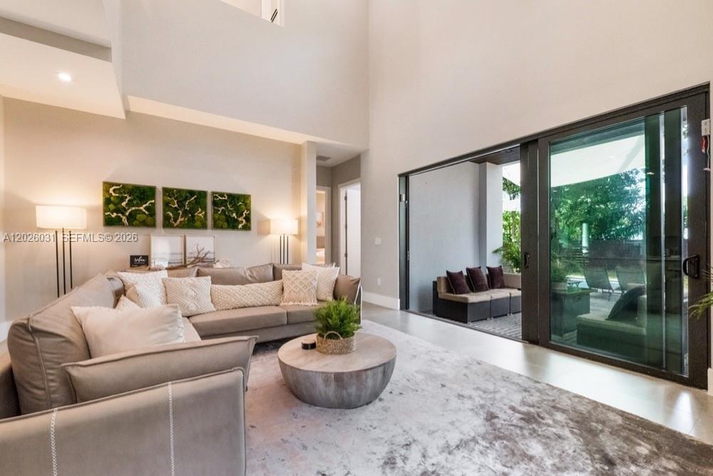 3379 William Ave Miami, FL 33133