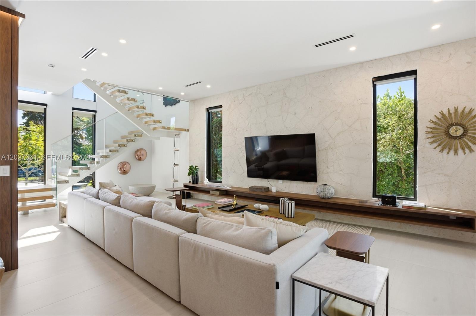 4354 Alton Rd Miami Beach, FL 33140