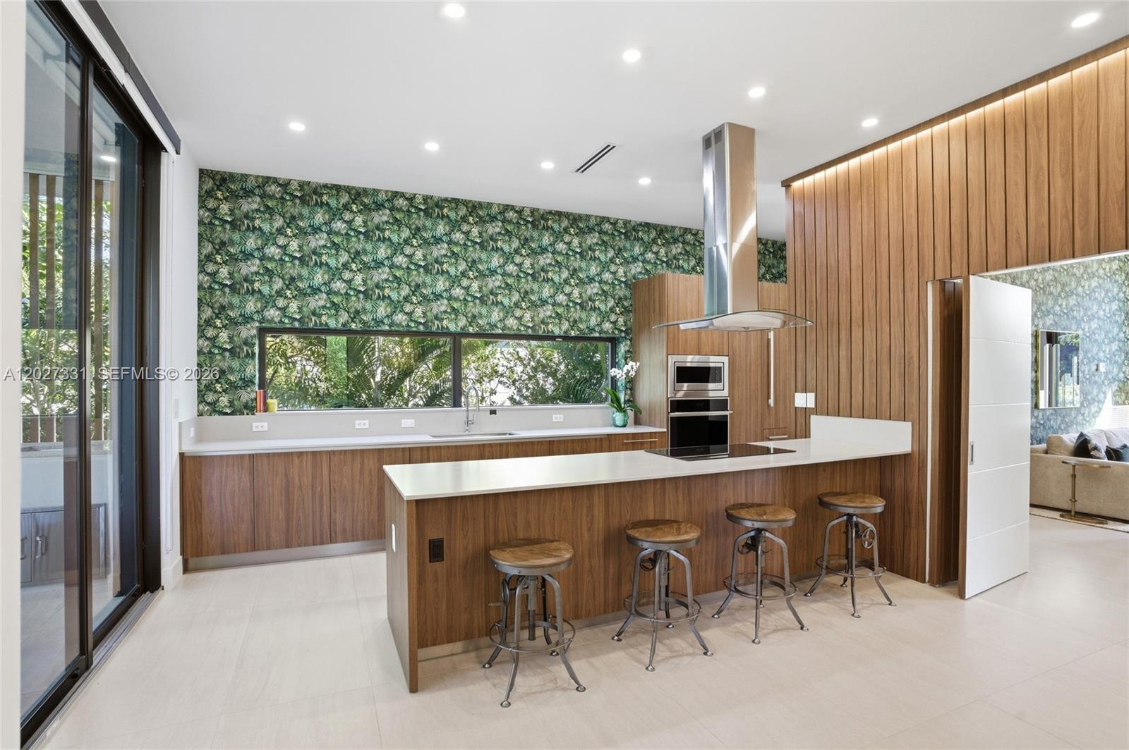 4354 Alton Rd Miami Beach, FL 33140
