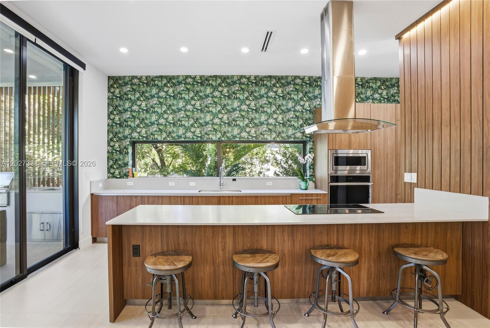 4354 Alton Rd Miami Beach, FL 33140