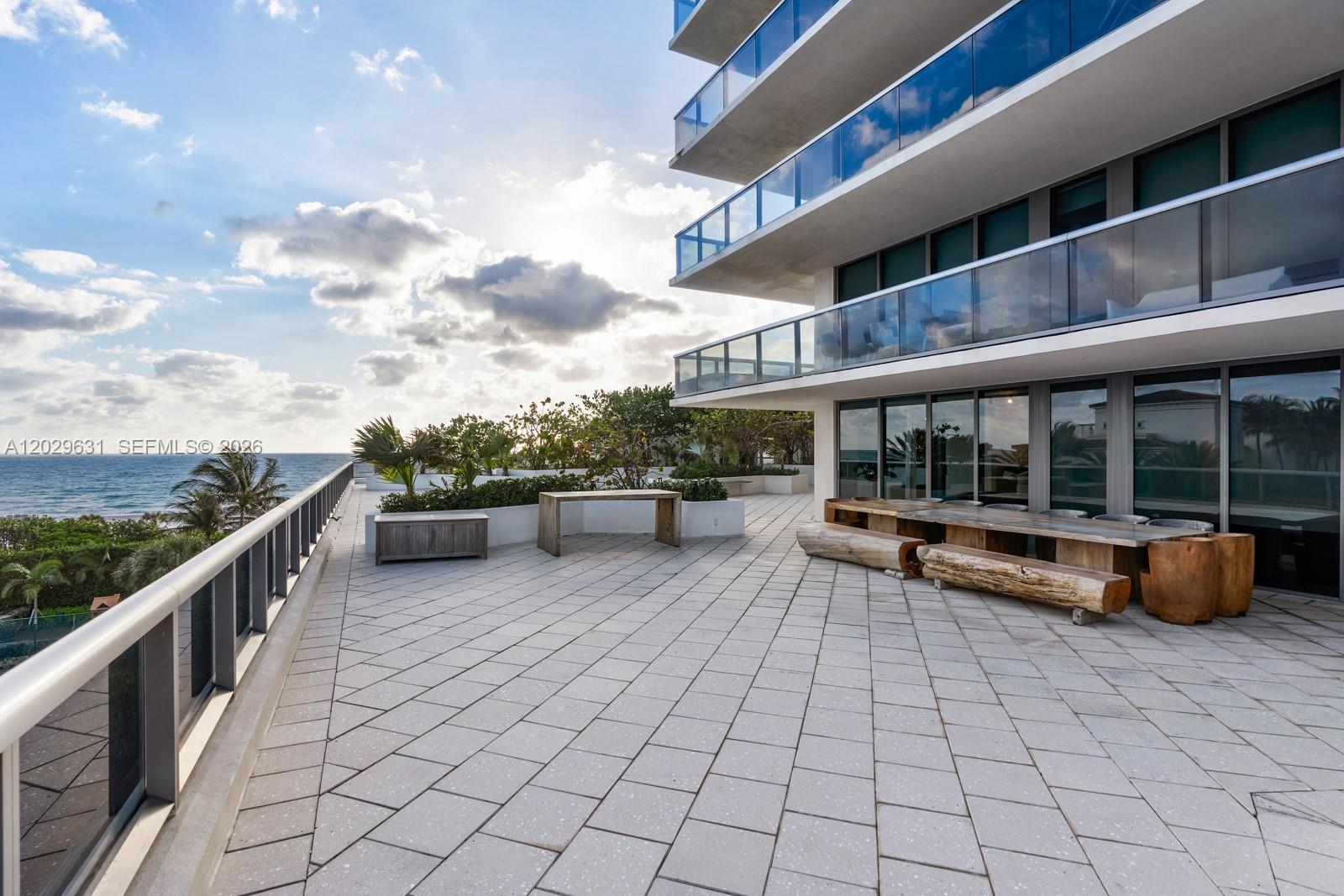 5875 Collins Ave #501 Miami Beach, FL 33140