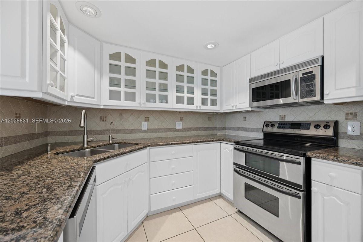 199 Ocean Ln Dr #911 Key Biscayne, FL 33149