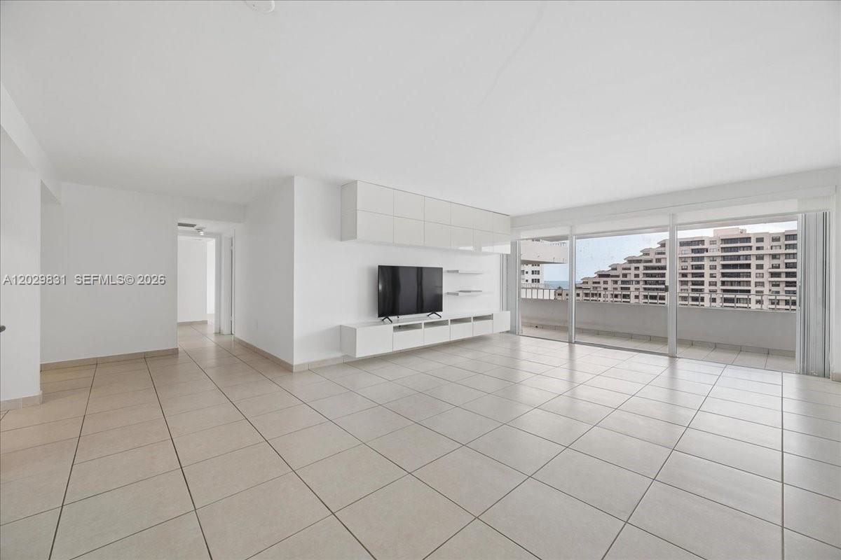 199 Ocean Ln Dr #911 Key Biscayne, FL 33149