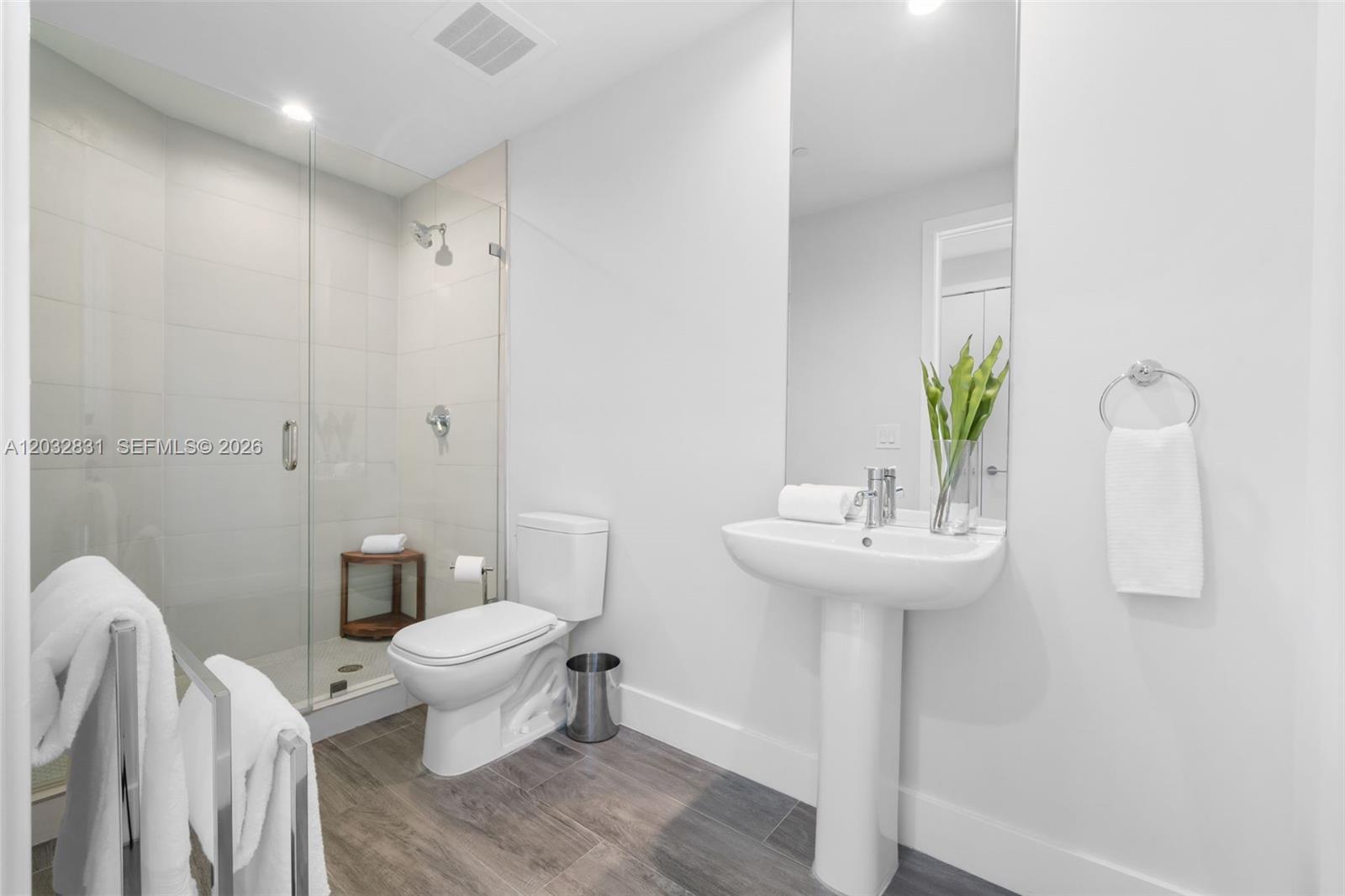 2900 NE 7th #1902 Miami, FL 33137