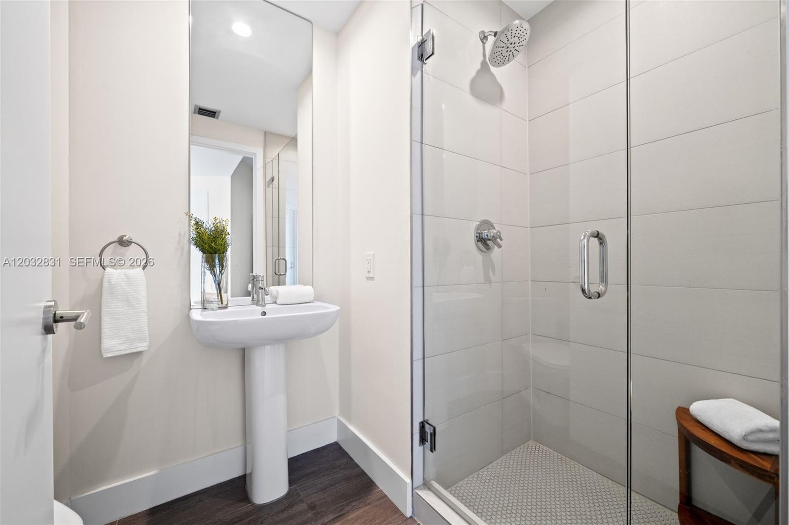 2900 NE 7th #1902 Miami, FL 33137