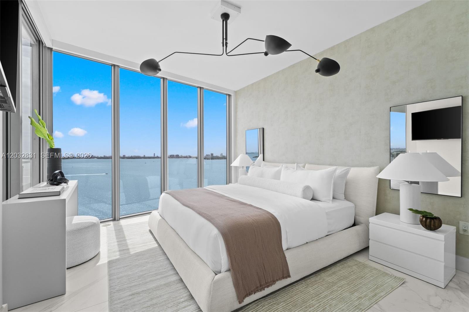 2900 NE 7th #1902 Miami, FL 33137