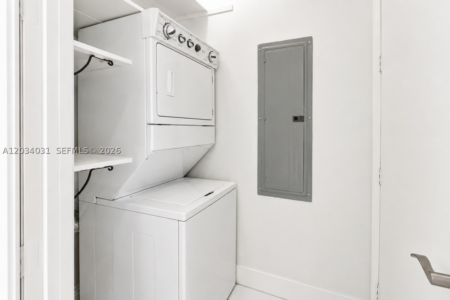 15901 Collins Ave #403 Sunny Isles Beach, FL 33160