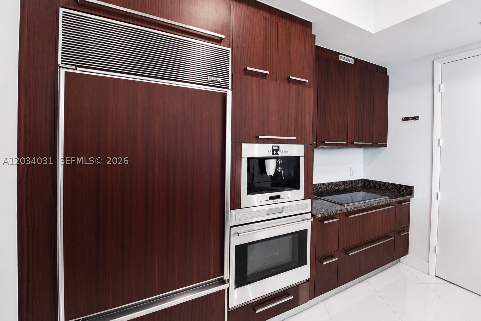 15901 Collins Ave #403 Sunny Isles Beach, FL 33160