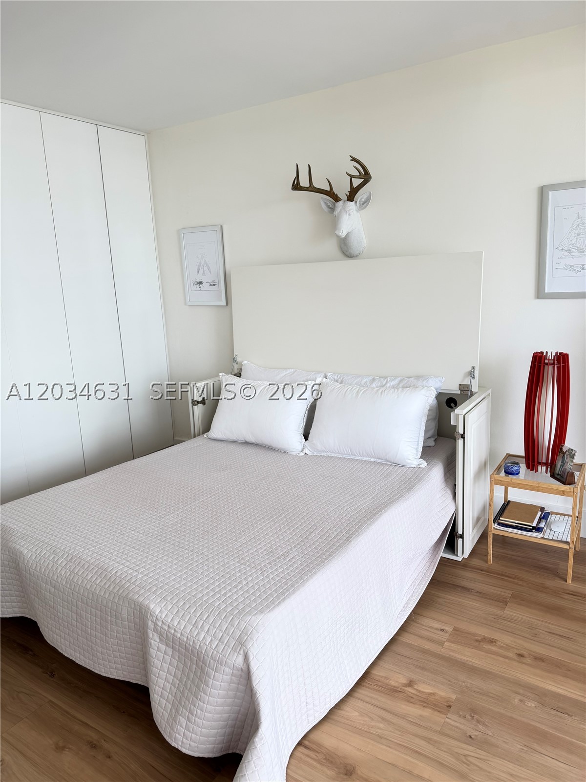 image Brickell Place IV16