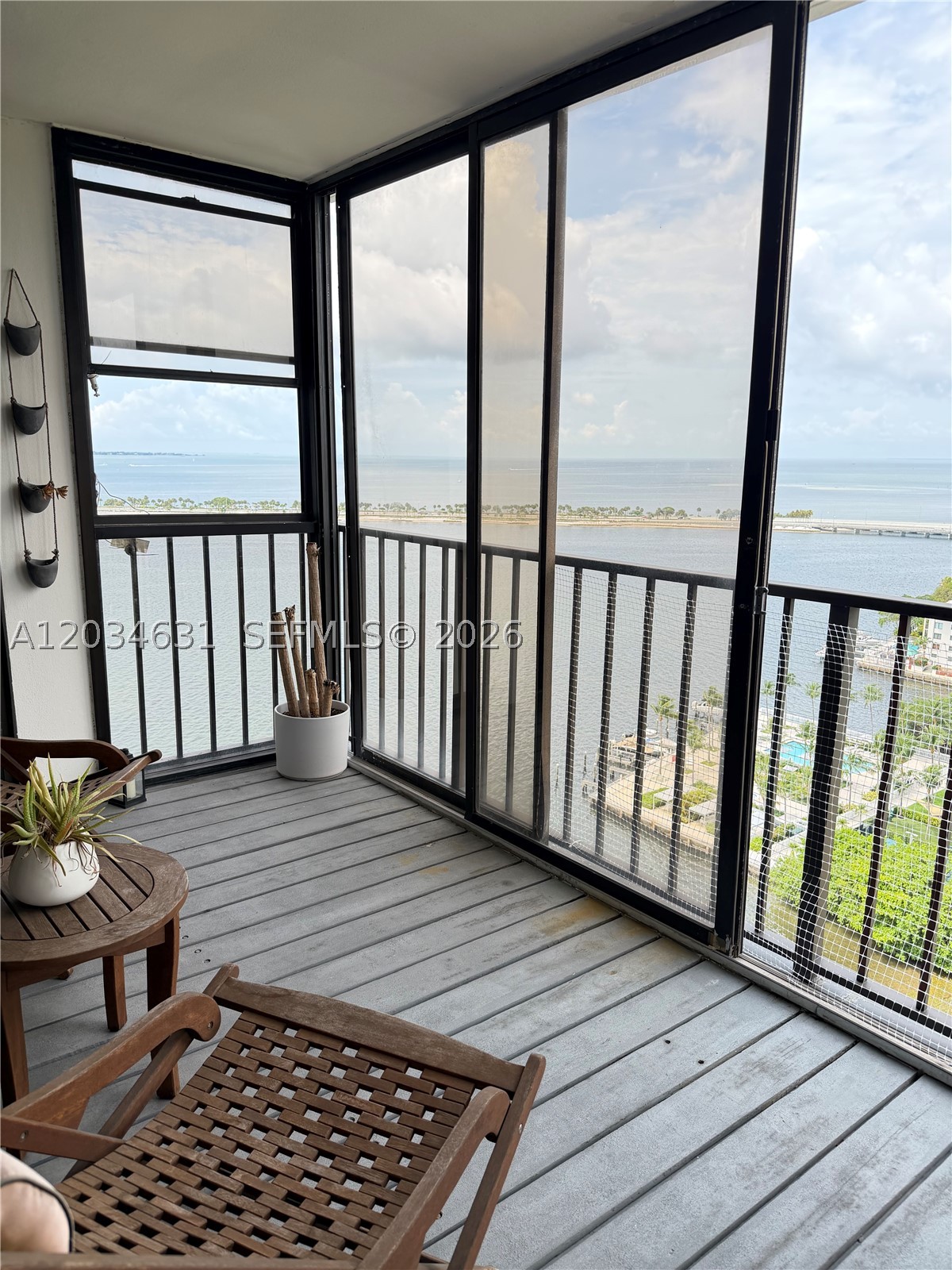 image Brickell Place IV1