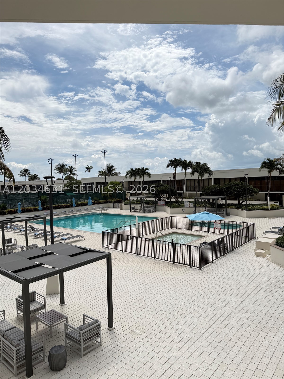 image Brickell Place IV36