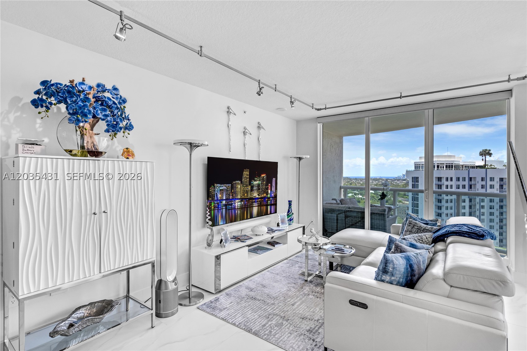 347 N New Riv Dr E #1904 Fort Lauderdale, FL 33301