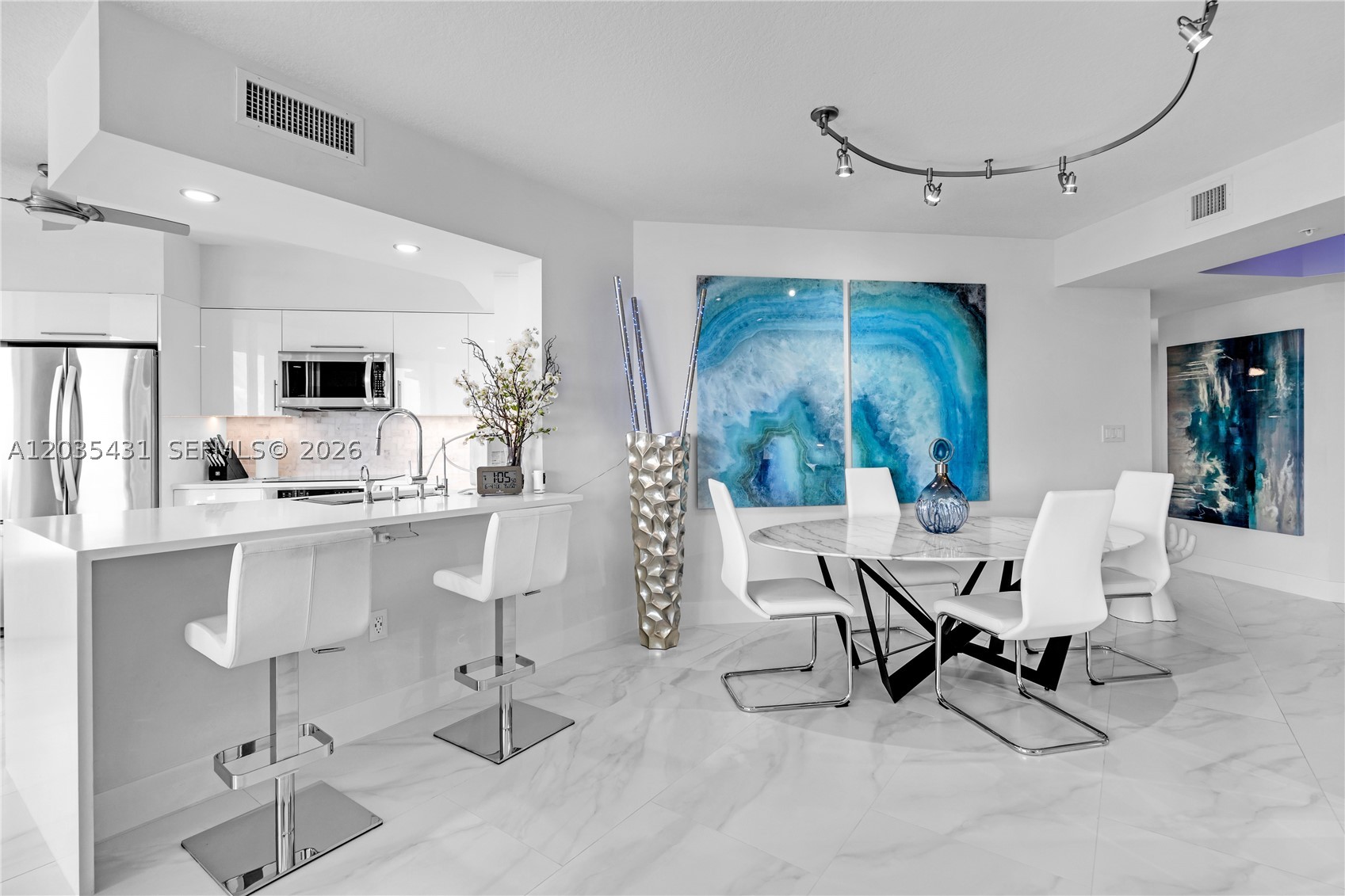 347 N New Riv Dr E #1904 Fort Lauderdale, FL 33301