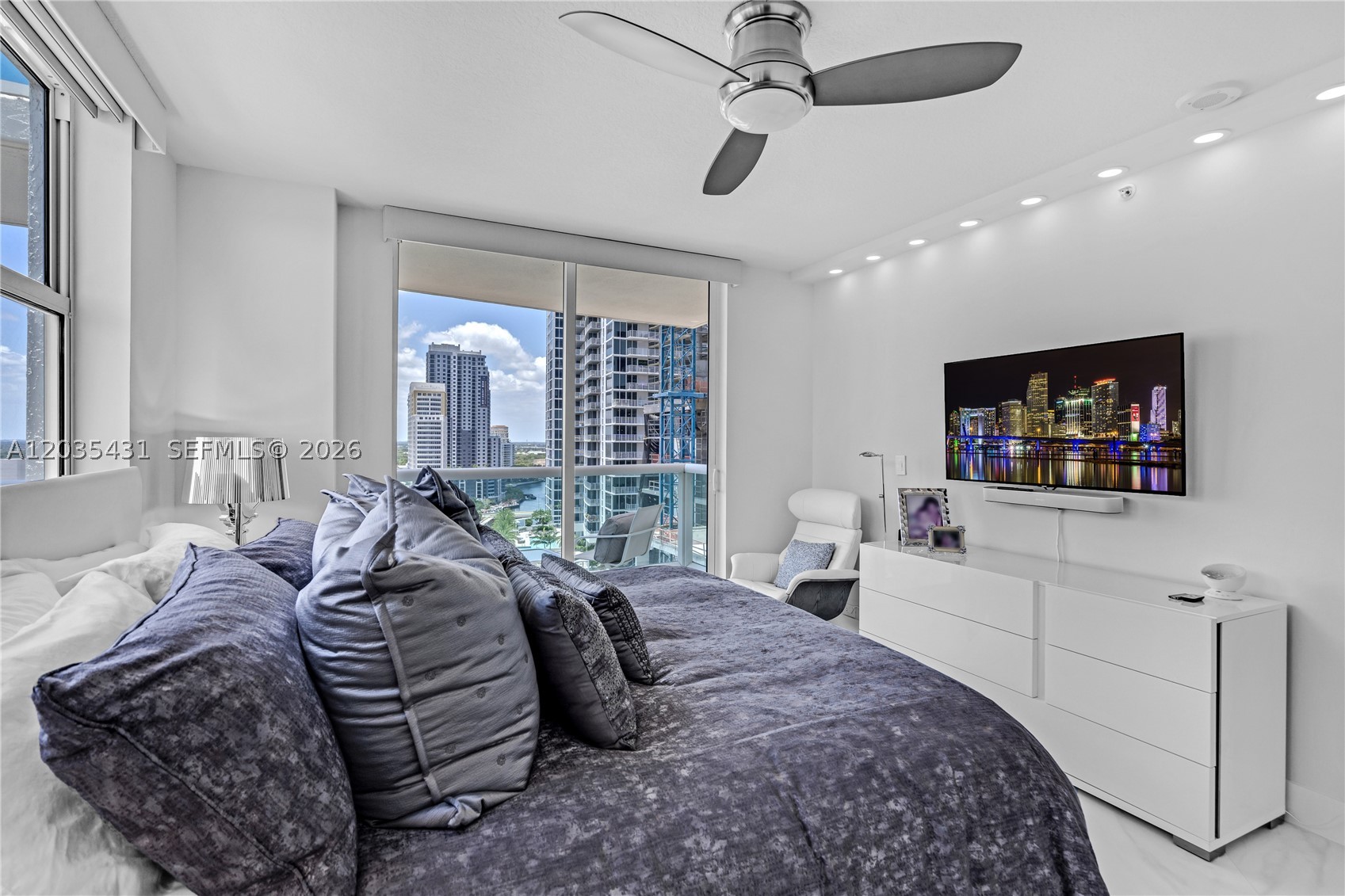 347 N New Riv Dr E #1904 Fort Lauderdale, FL 33301