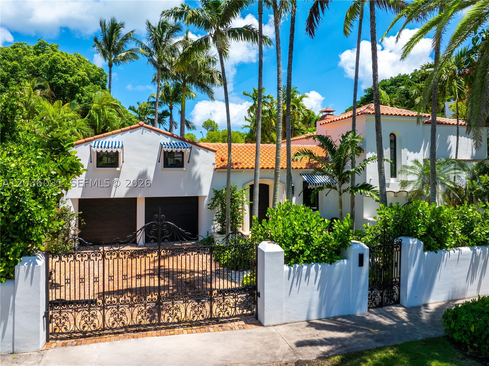 4727 N Bay Rd Miami Beach, FL 33140