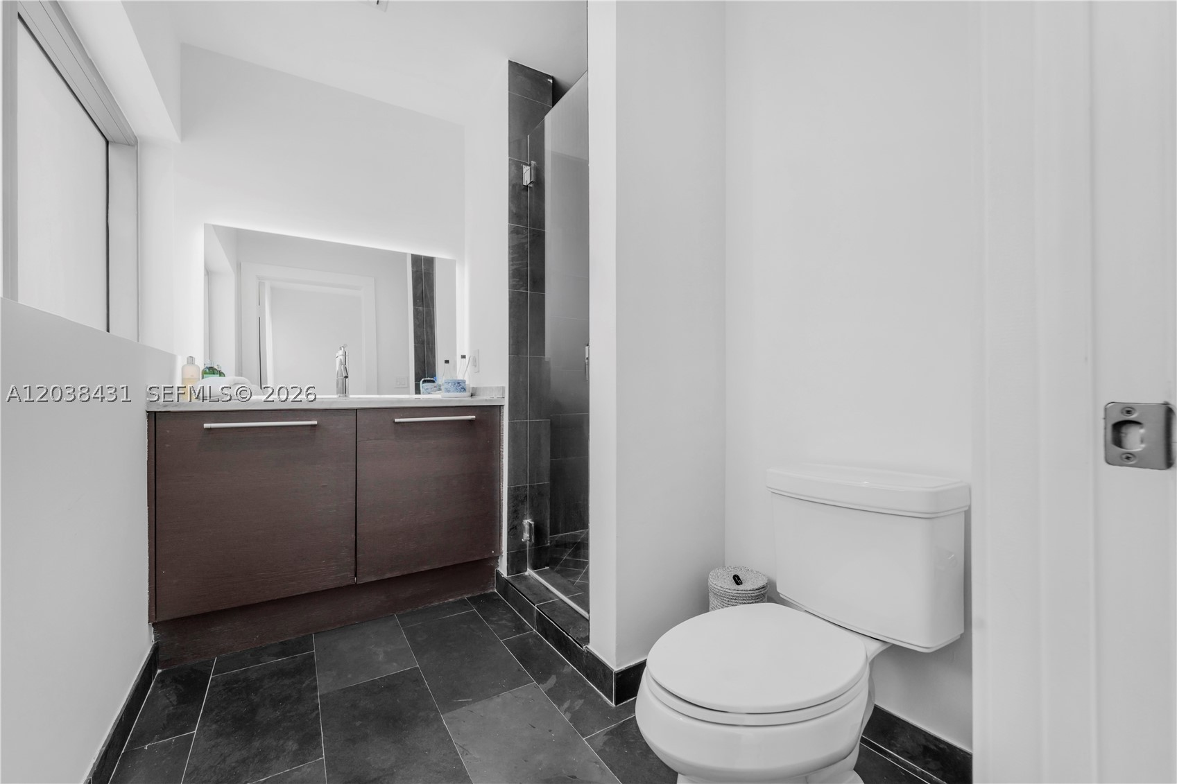 900 Biscayne Blvd #2302 Miami, FL 33132