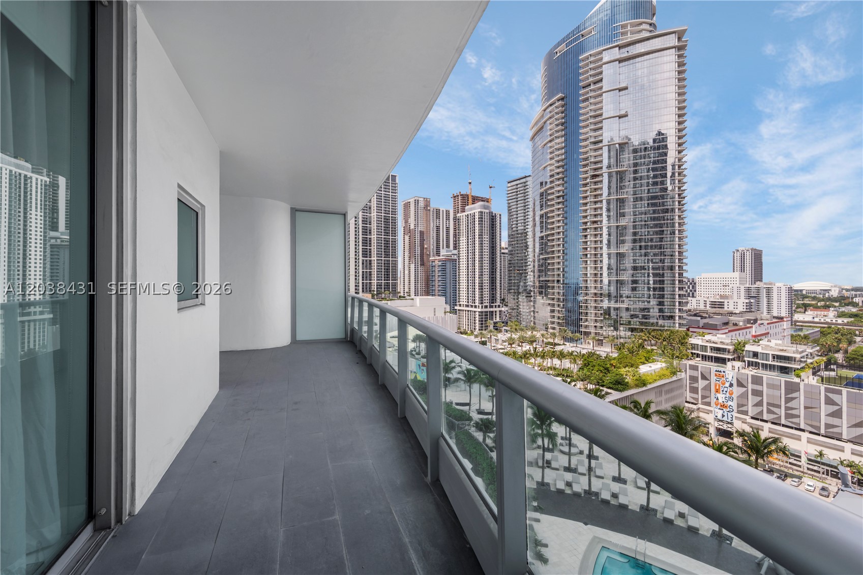 900 Biscayne Blvd #2302 Miami, FL 33132