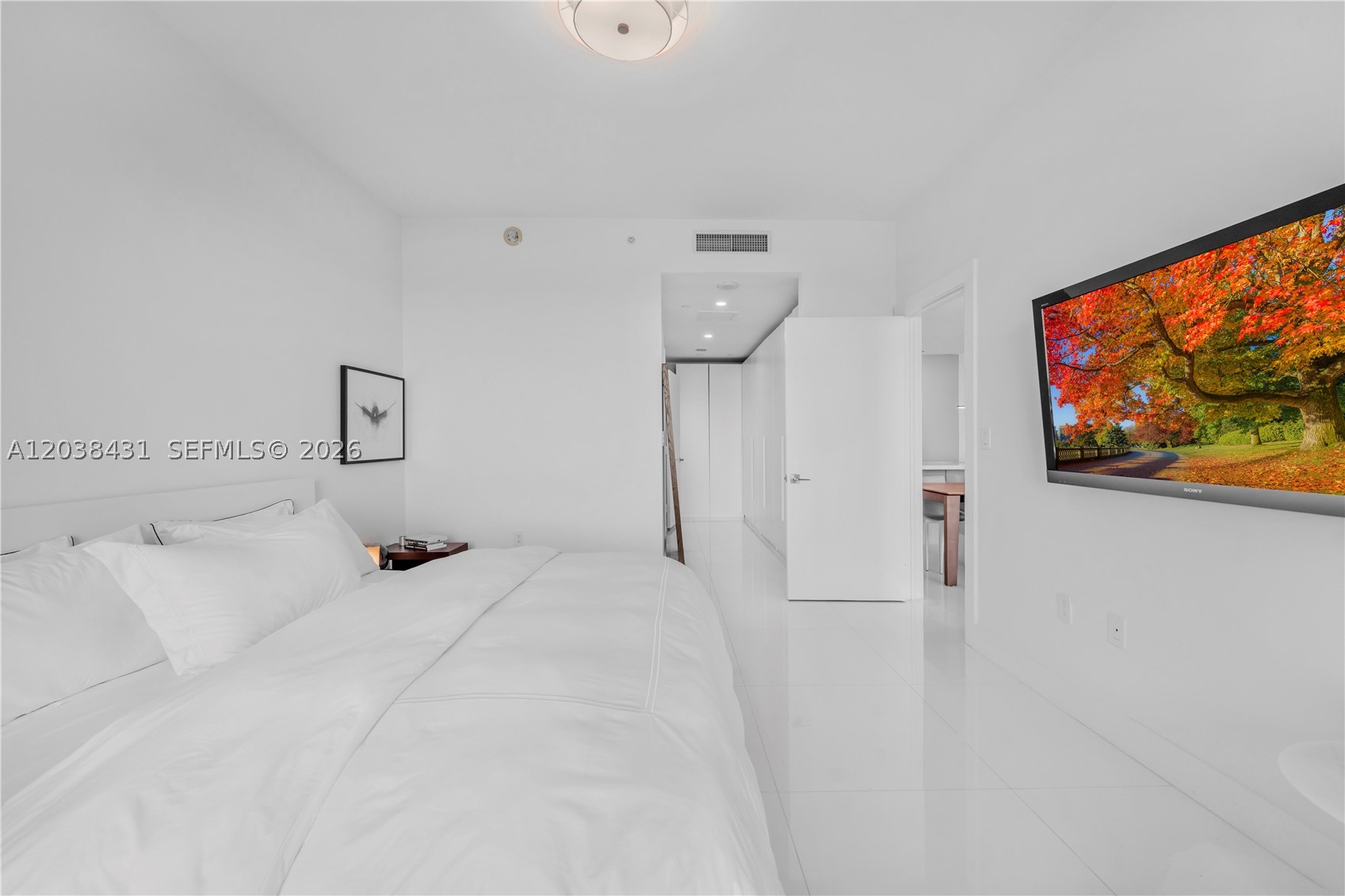 900 Biscayne Blvd #2302 Miami, FL 33132