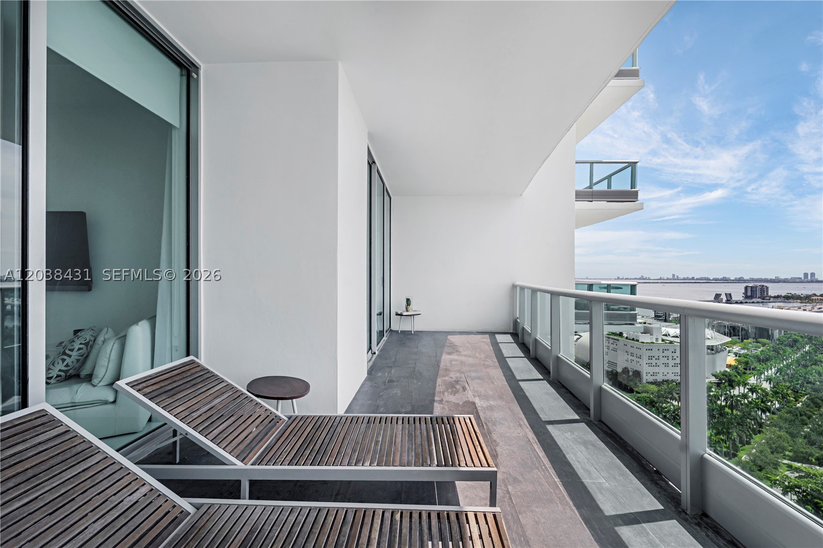900 Biscayne Blvd #2302 Miami, FL 33132