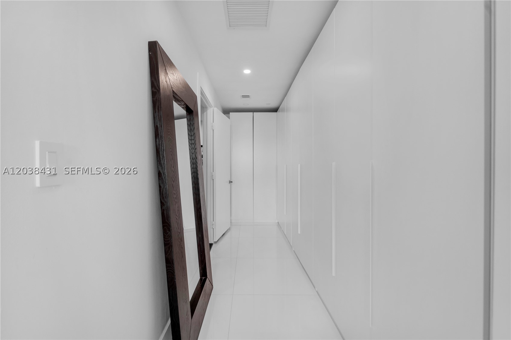 900 Biscayne Blvd #2302 Miami, FL 33132