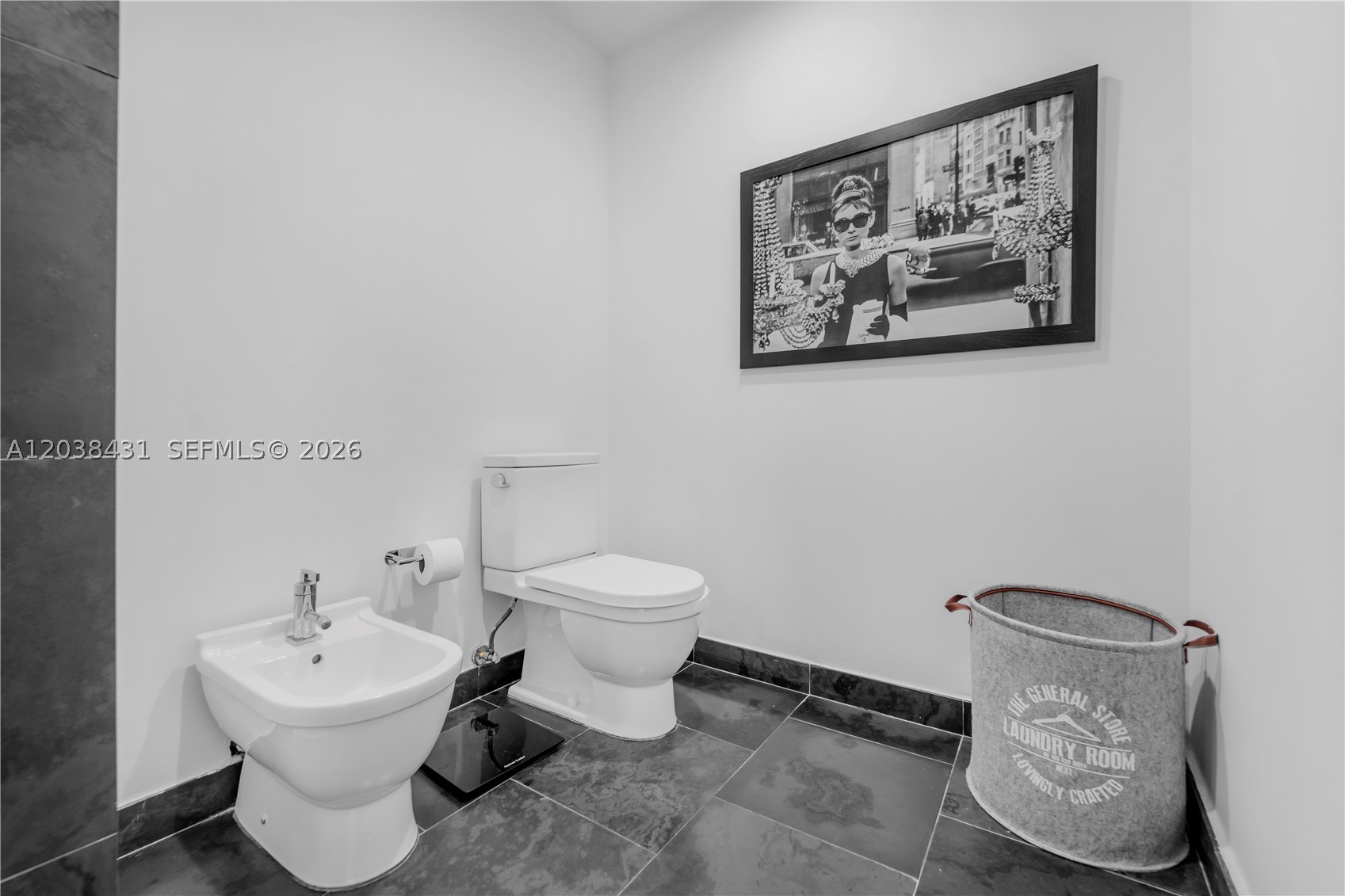 900 Biscayne Blvd #2302 Miami, FL 33132