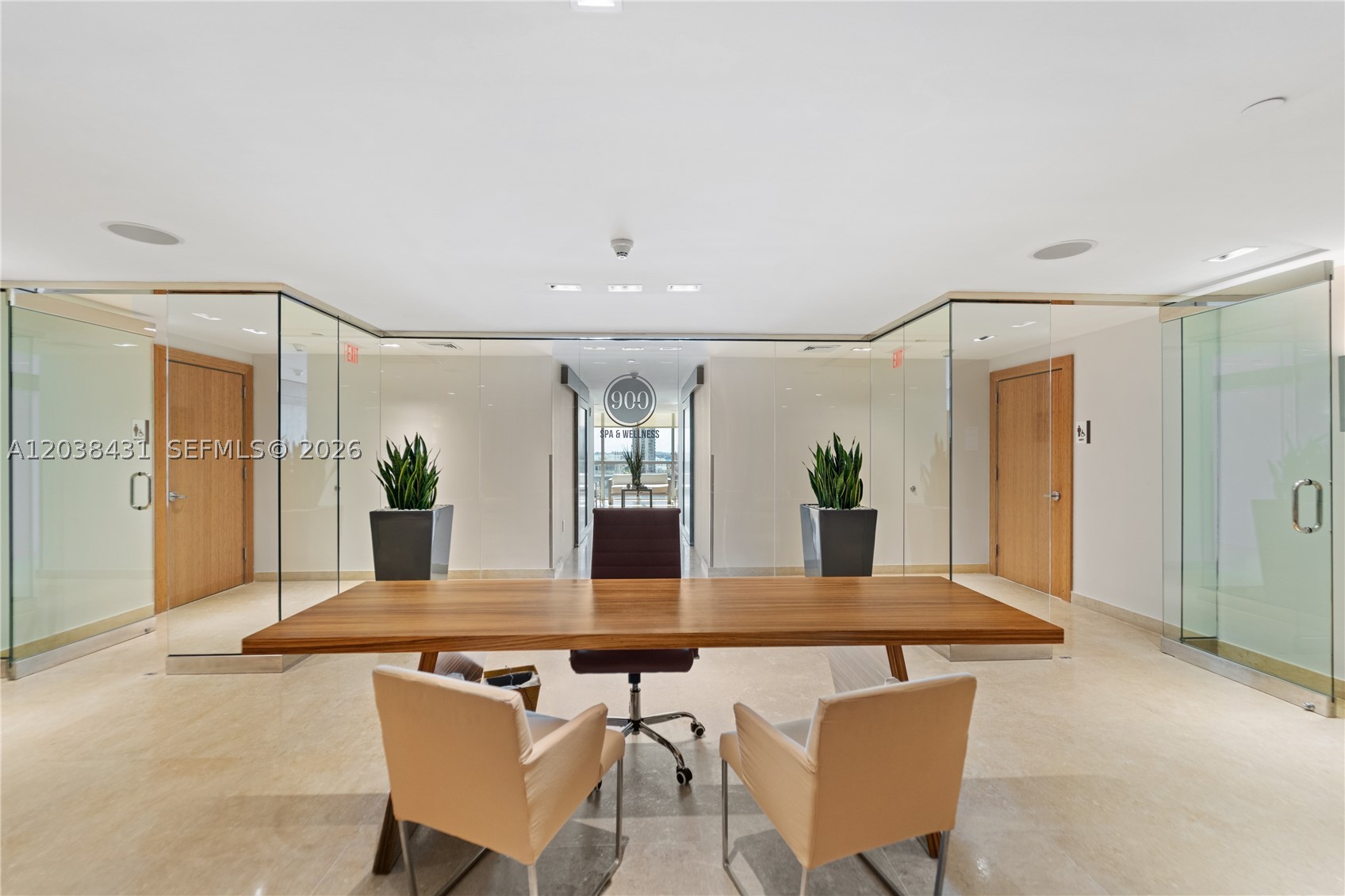 900 Biscayne Blvd #2302 Miami, FL 33132
